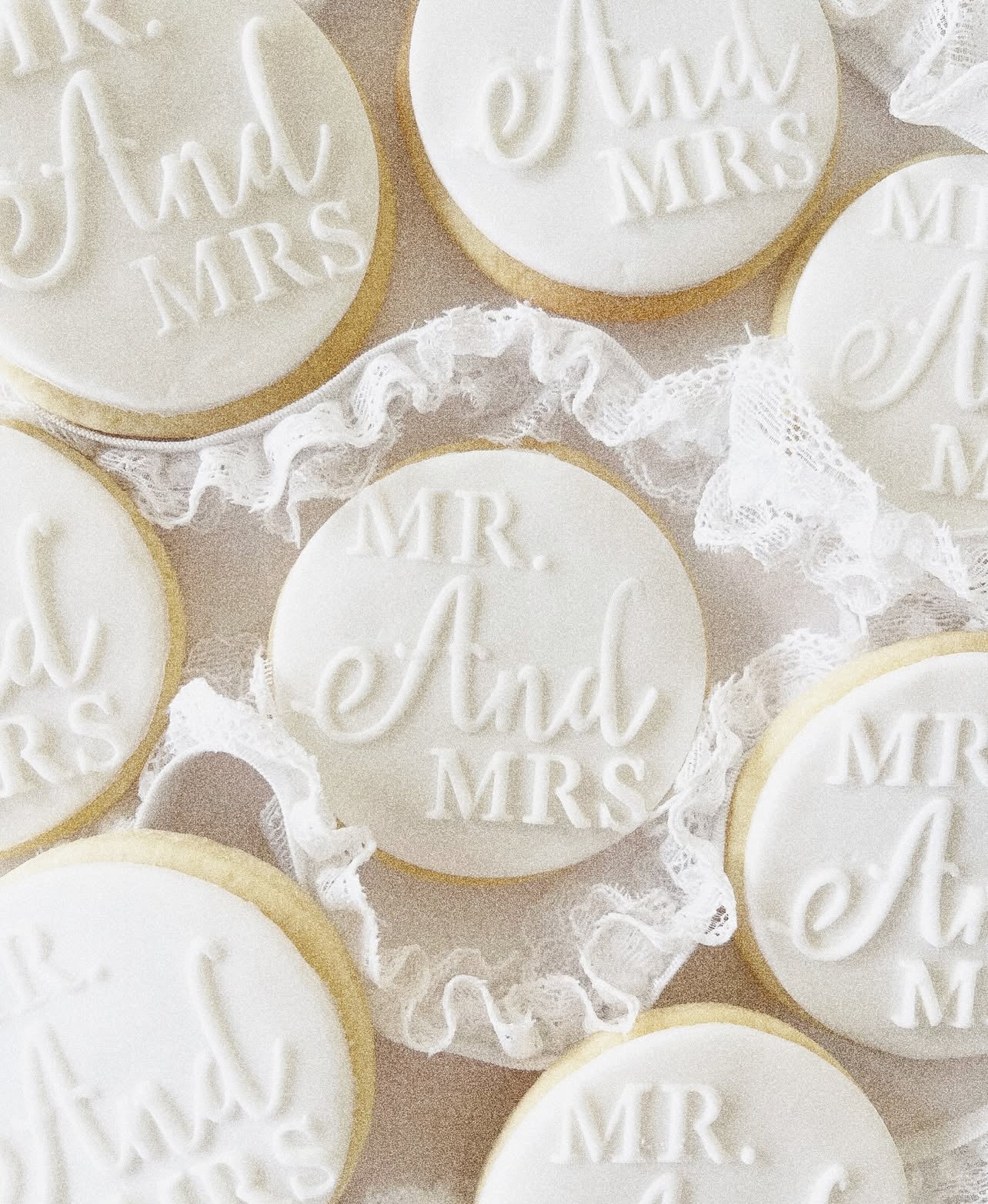 Order custom wedding cookies in Auckland – personalised, handcrafted treats perfect for wedding favours, dessert tables & engagement parties. NZ-wide delivery