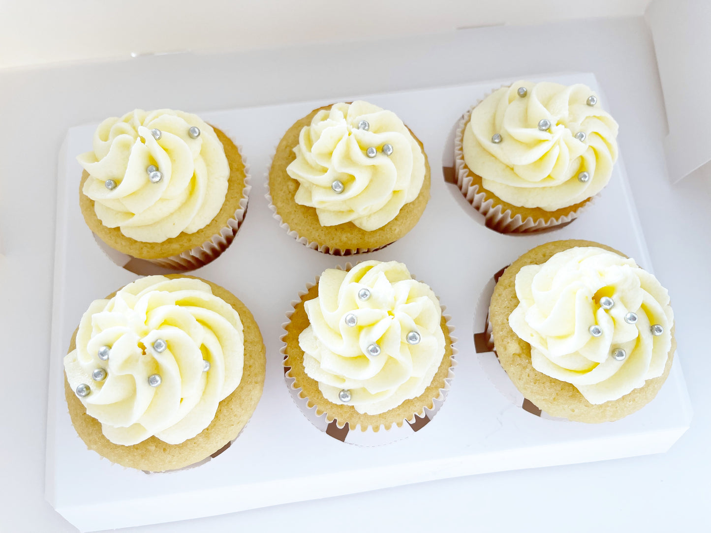 Auckland’s favourite cupcakes from Sweets by Becca – custom-made, freshly baked, and perfect for any celebration. Fast, local delivery available