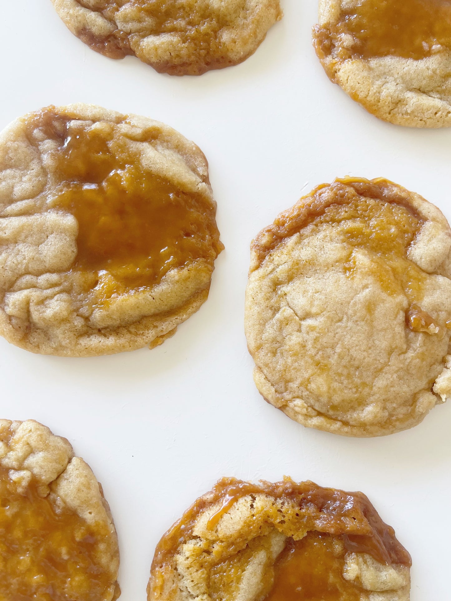 100 Gourmet Cookies - Assorted Flavours