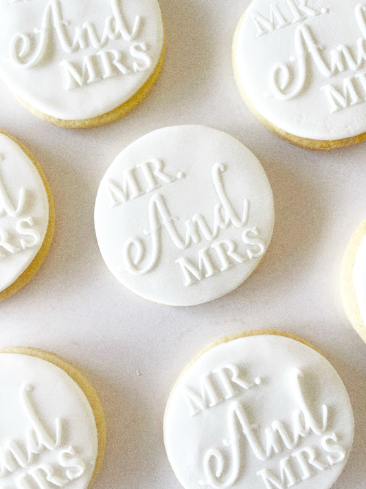 Order custom wedding cookies in Auckland – personalised, handcrafted treats perfect for wedding favours, dessert tables & engagement parties. NZ-wide delivery